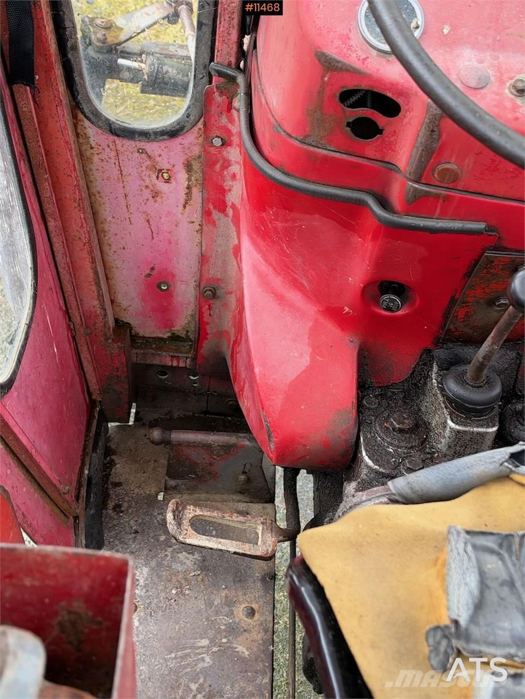 Massey Ferguson 148 Traktori