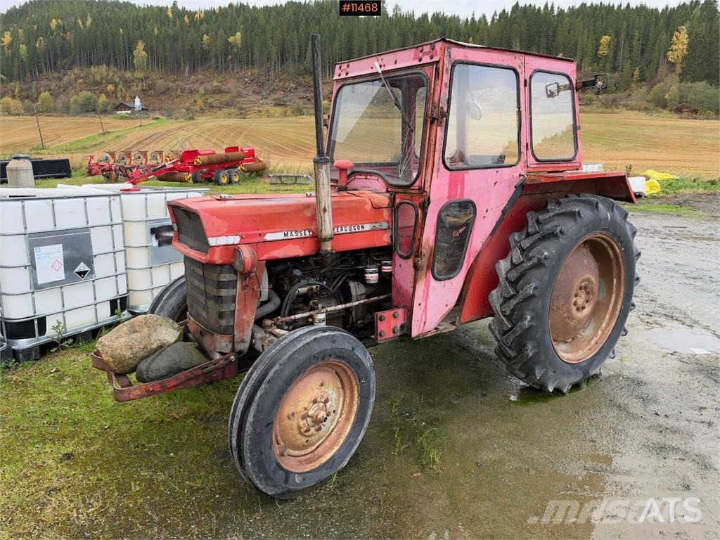 Massey Ferguson 148 Traktori