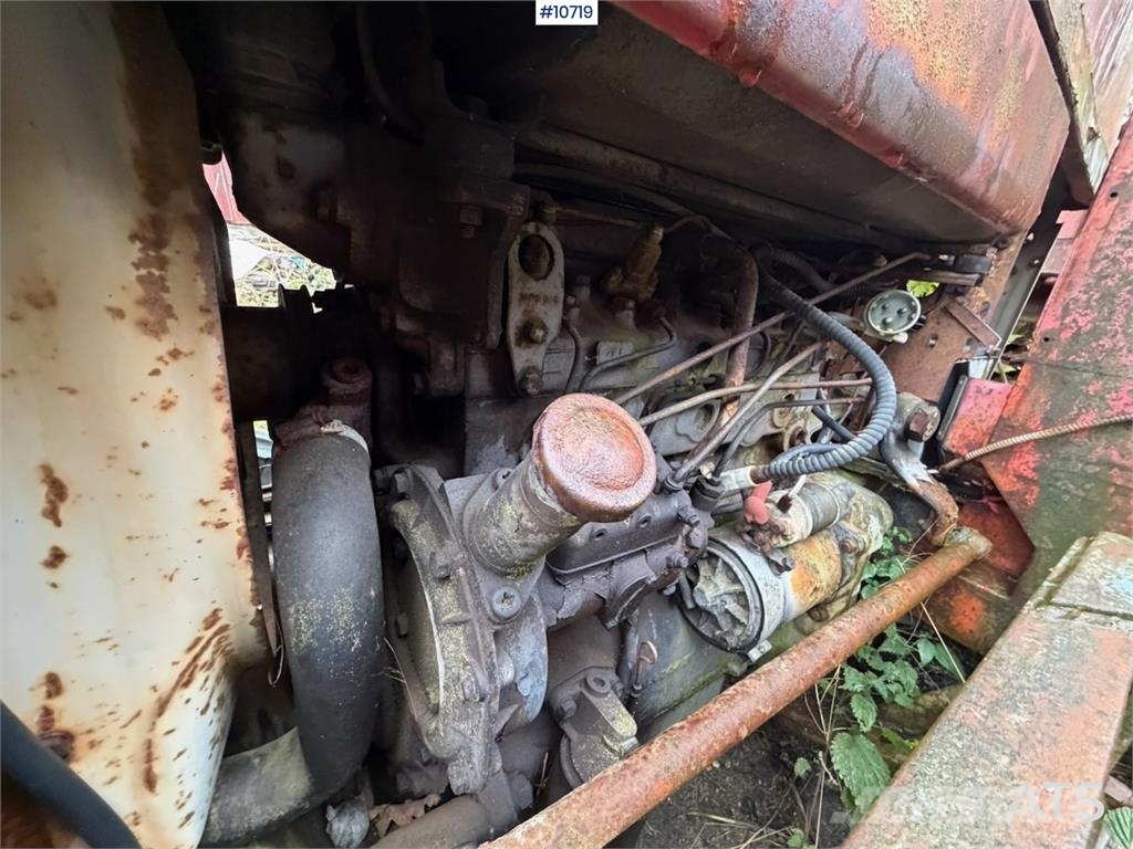 Massey Ferguson 165 Traktori