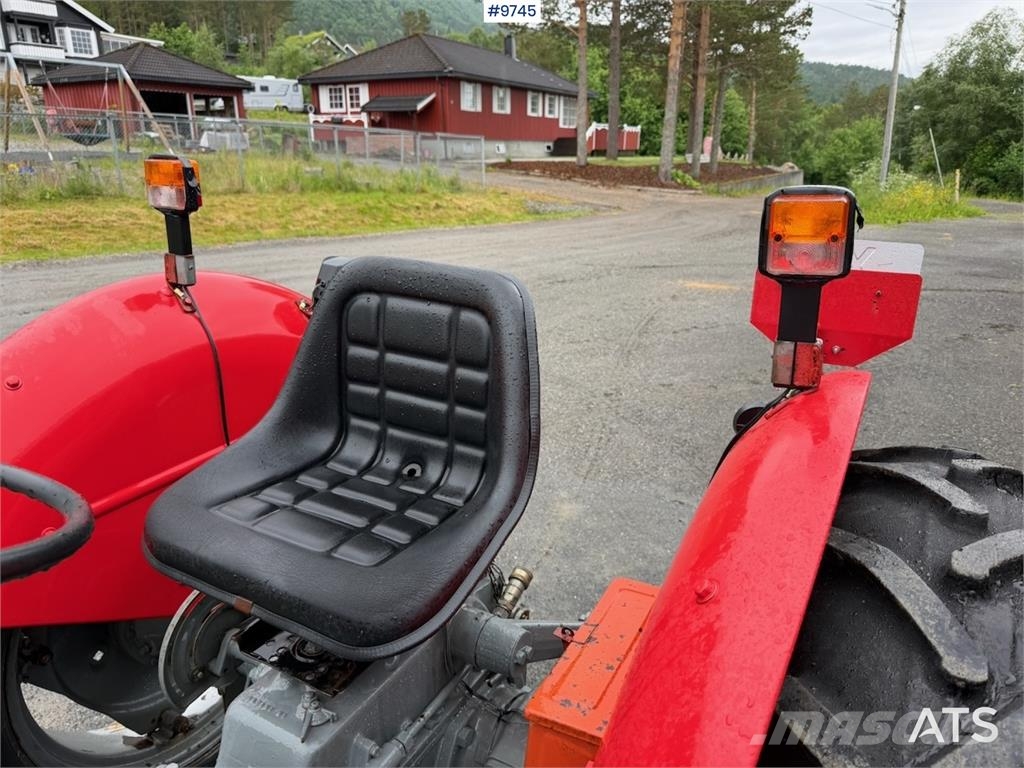 Massey Ferguson 25 トラクター