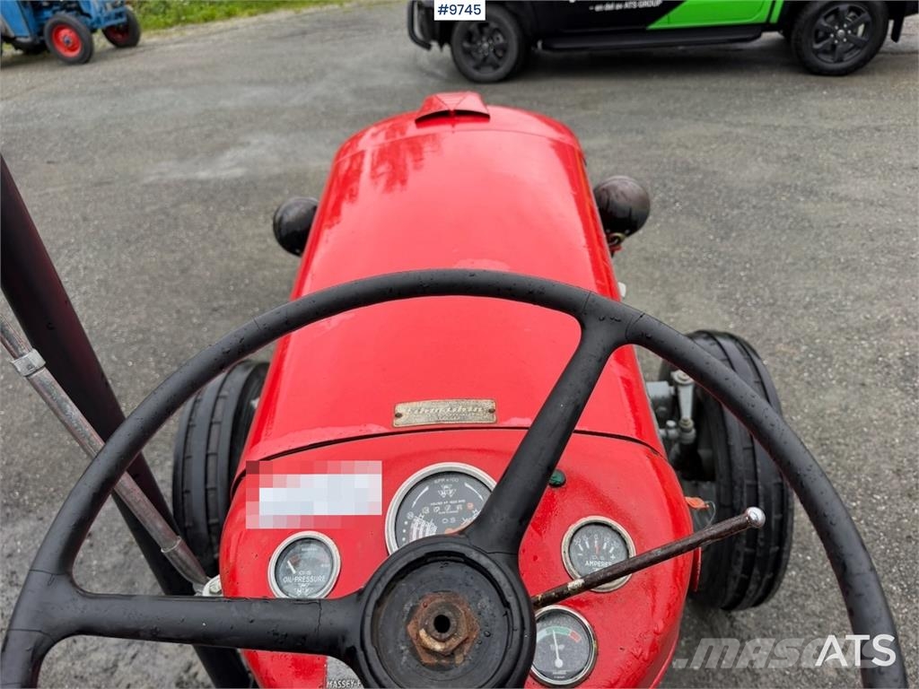 Massey Ferguson 25 トラクター
