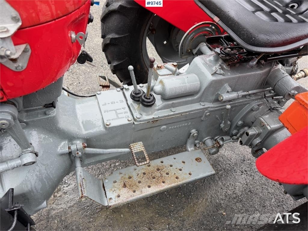 Massey Ferguson 25 トラクター