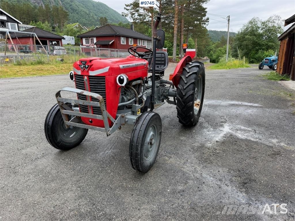 Massey Ferguson 25 トラクター