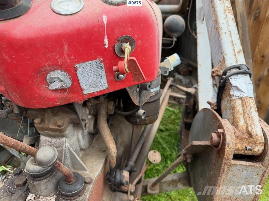 Massey Ferguson 35 トラクター