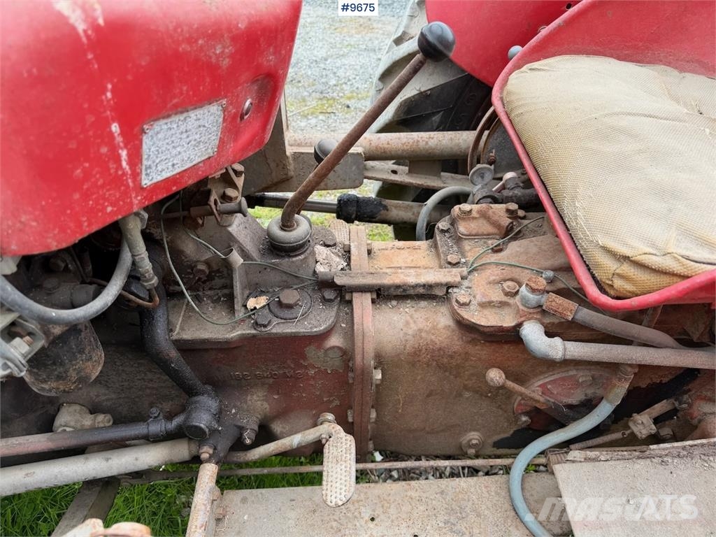Massey Ferguson 35 トラクター