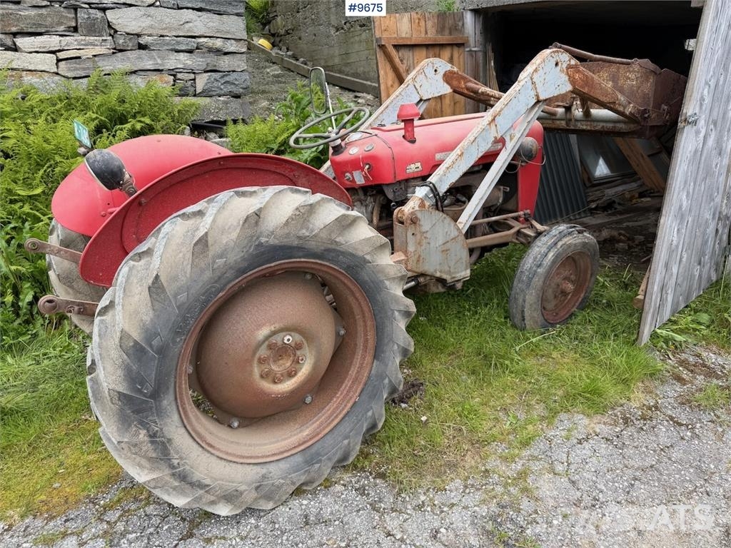 Massey Ferguson 35 トラクター