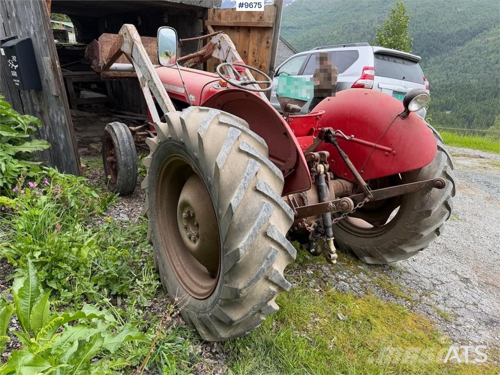 Massey Ferguson 35 トラクター