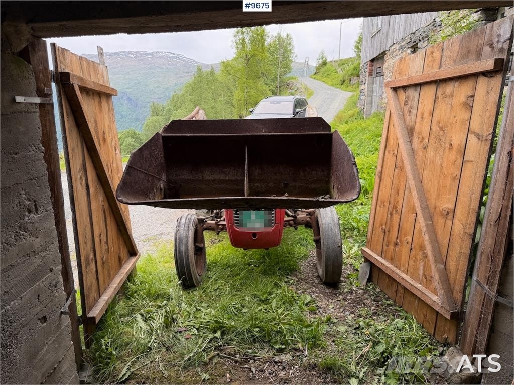 Massey Ferguson 35 トラクター