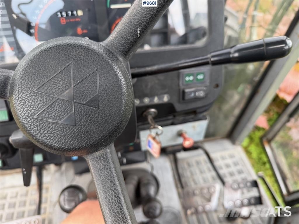 Massey Ferguson 360 トラクター