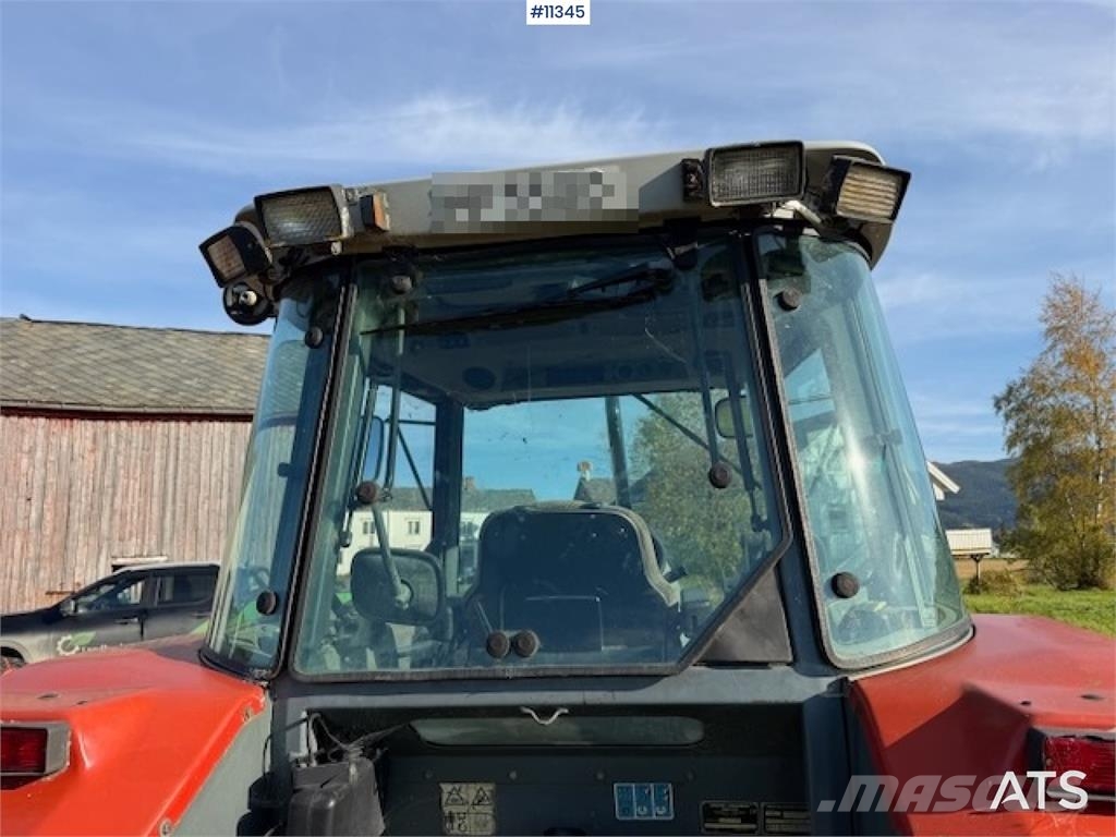 Massey Ferguson 4255 الجرارات