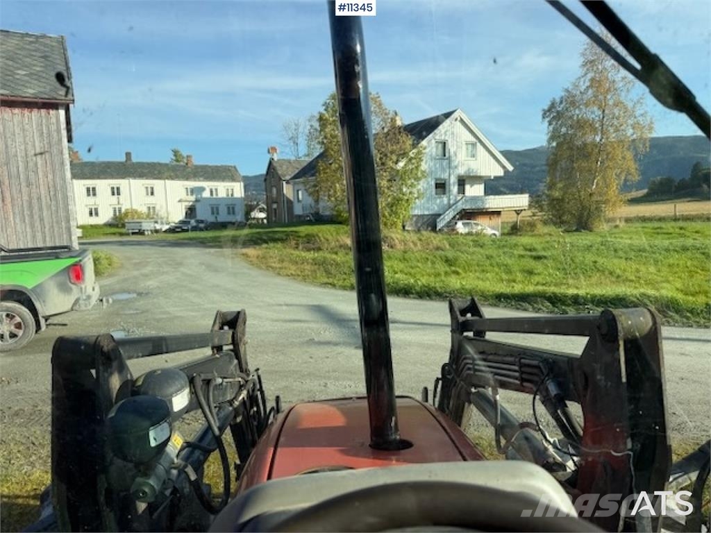 Massey Ferguson 4255 الجرارات