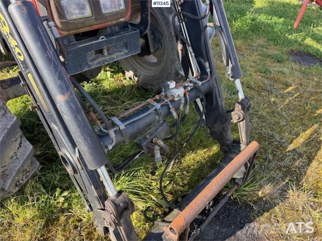Massey Ferguson 4255 الجرارات