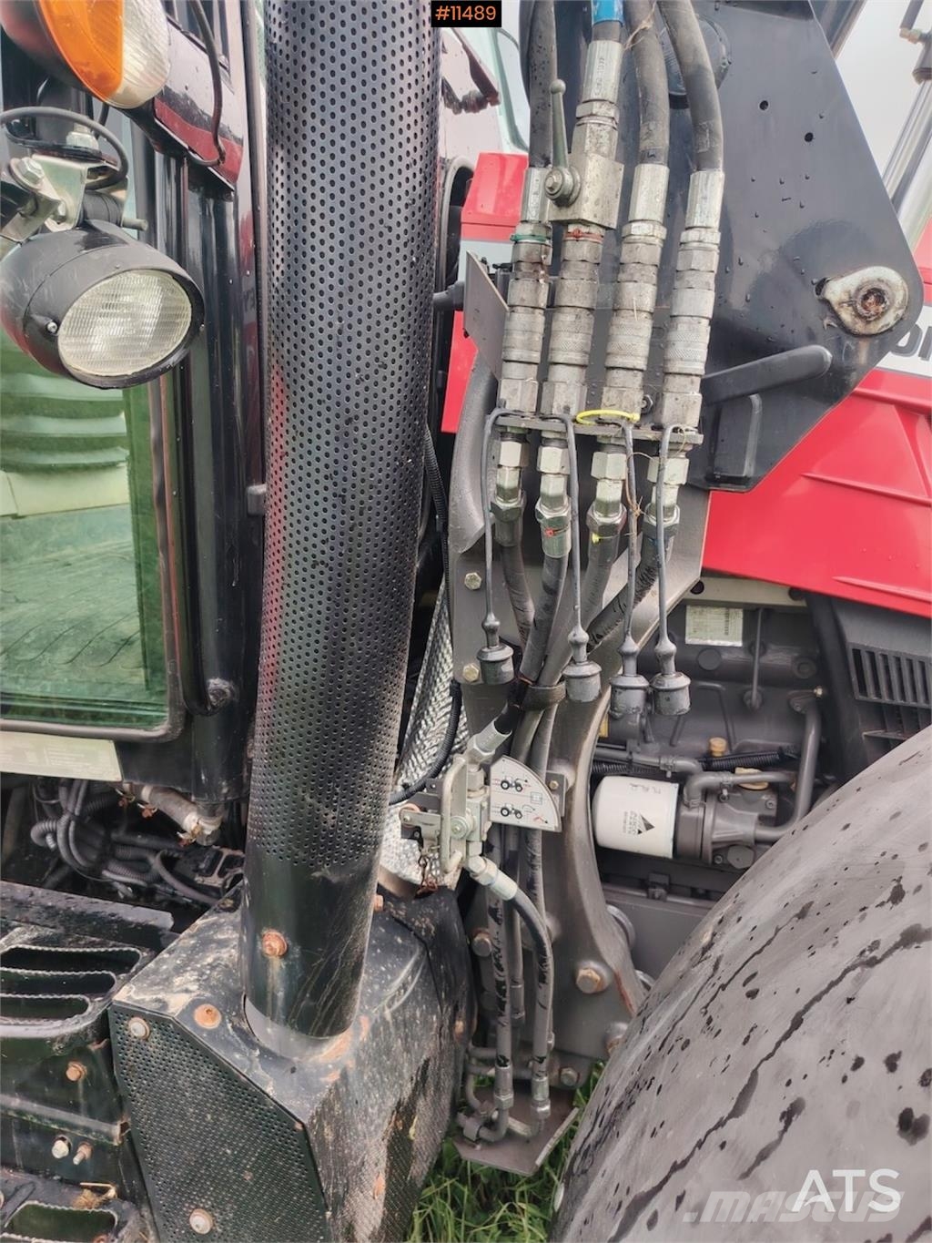 Massey Ferguson 5612 Traktori