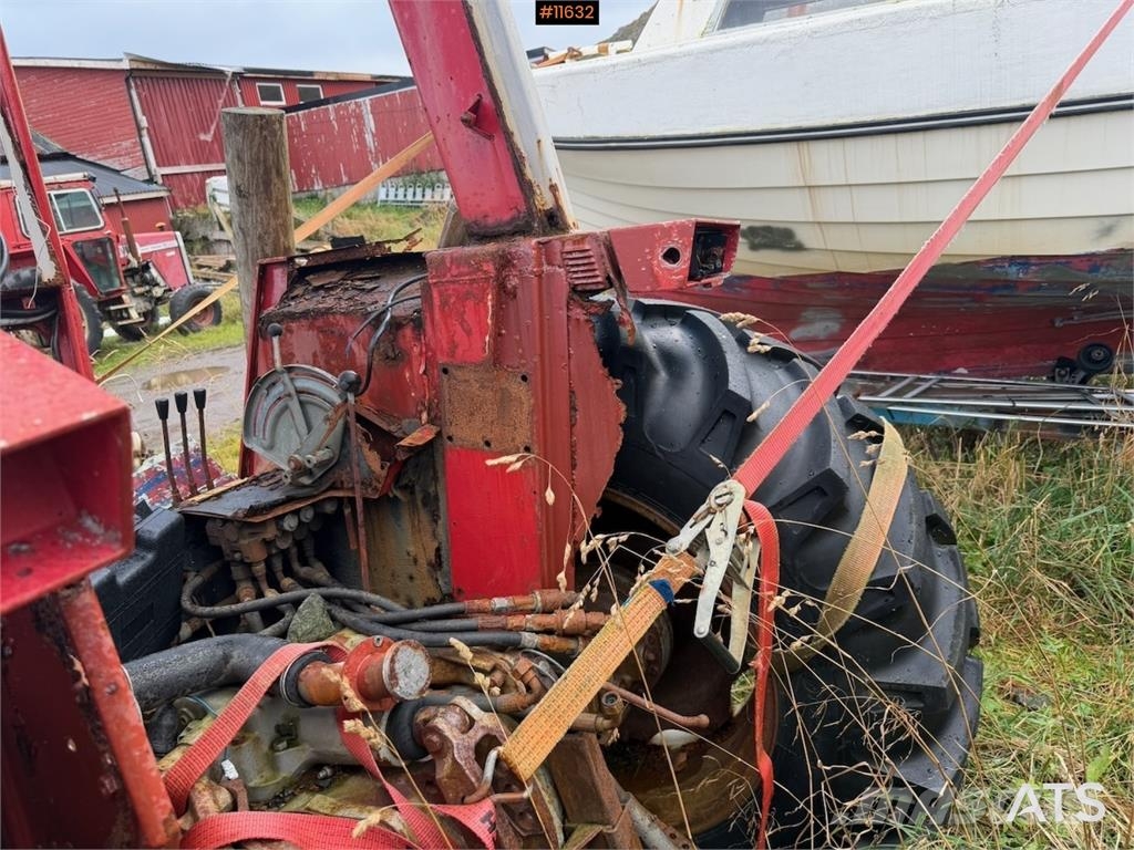 Massey Ferguson 565 Traktorer