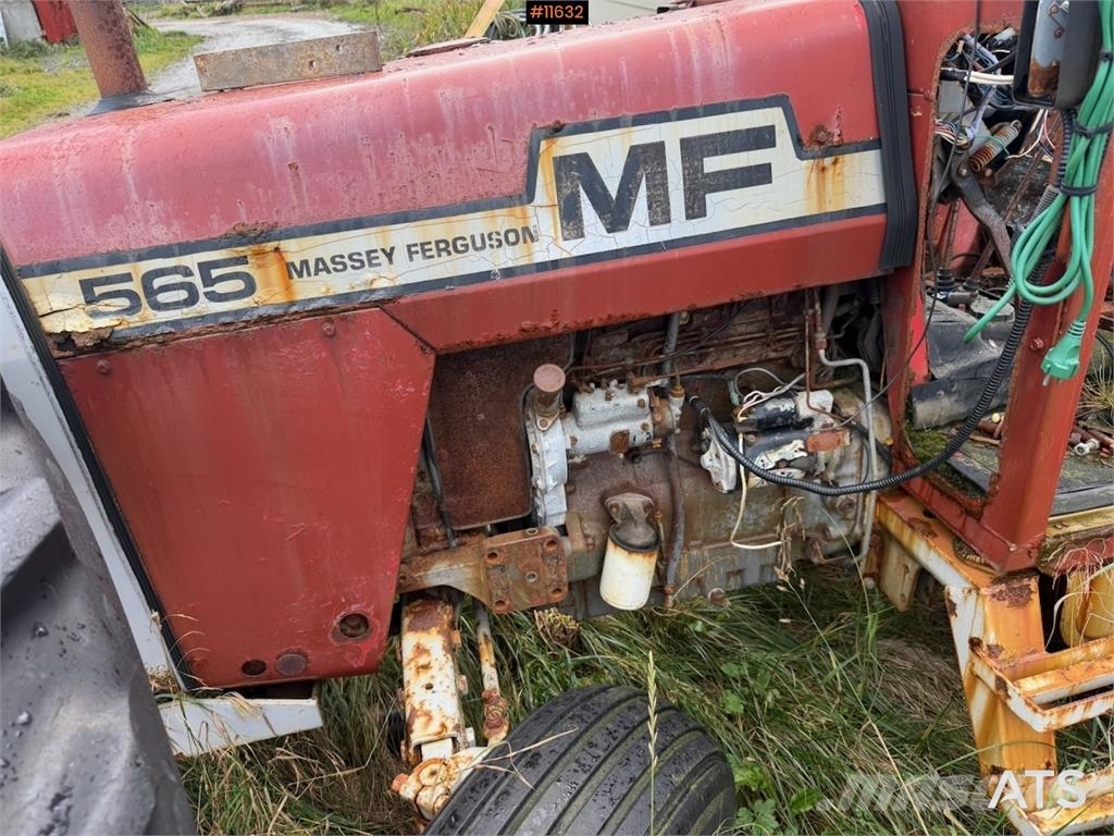 Massey Ferguson 565 Traktorer