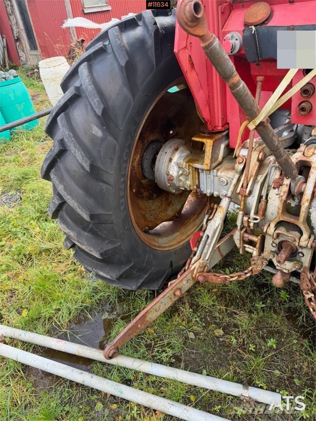 Massey Ferguson 575 Traktorer