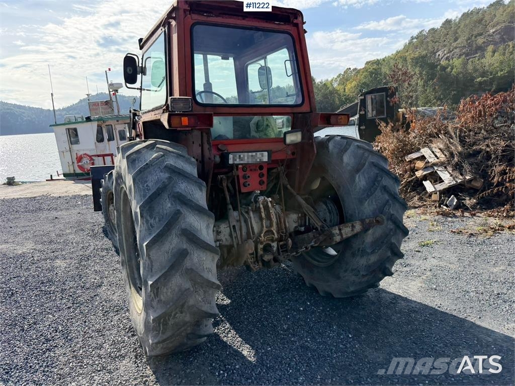 Massey Ferguson 590 Traktorji