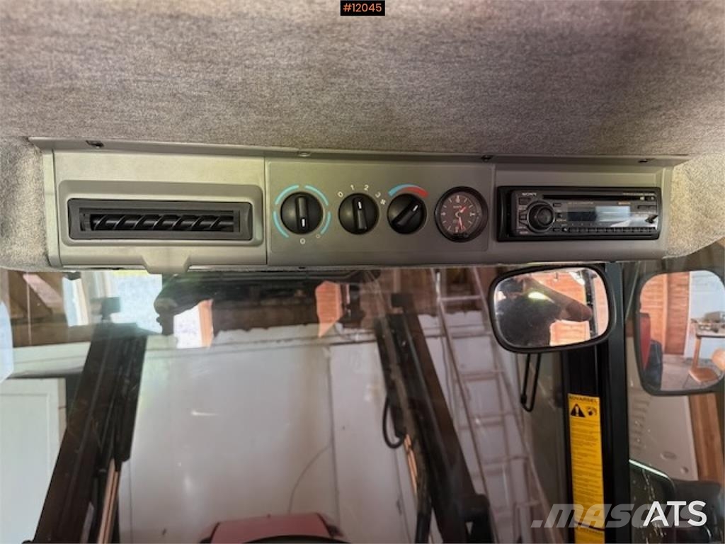 Massey Ferguson 6255 4x4 traktor m.frontlaster الجرارات