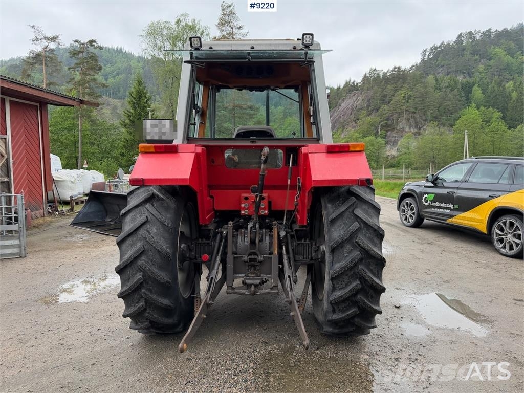 Massey Ferguson 690 Traktoren