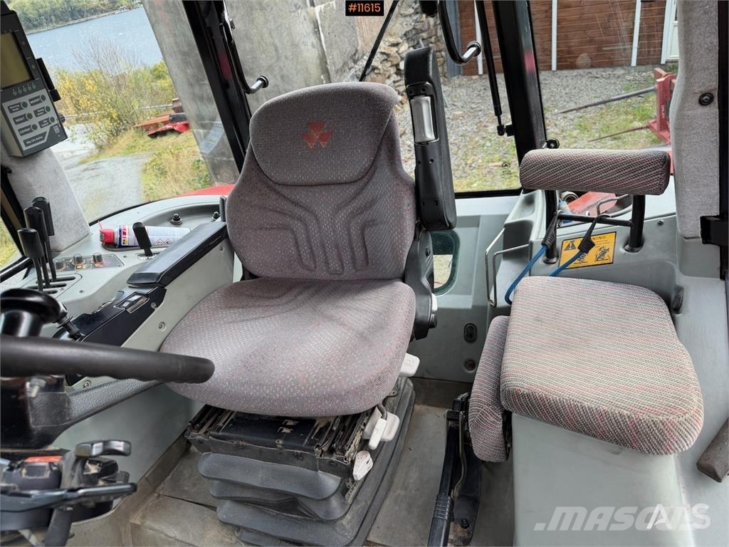 Massey Ferguson 8250 Traktor Traktori