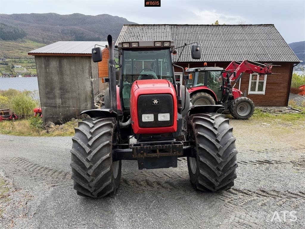 Massey Ferguson 8250 Traktor Traktori