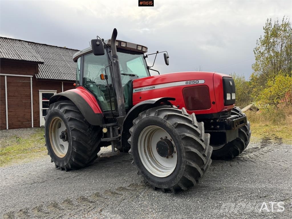 Massey Ferguson 8250 Traktor Traktori