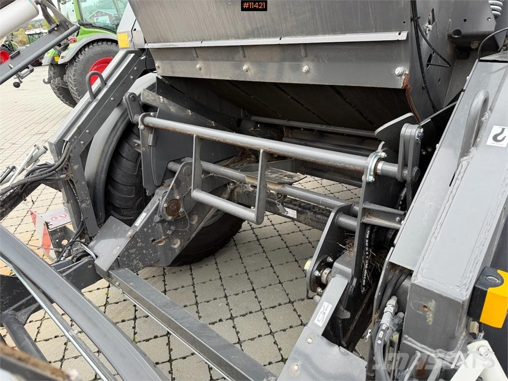 Massey Ferguson RB 4160V Andre gressmaskiner
