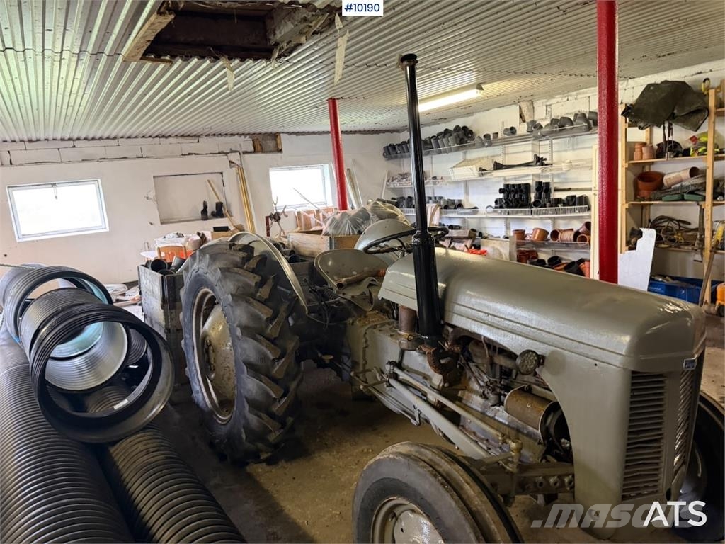 Massey Ferguson TE 20 Gråtass Traktory