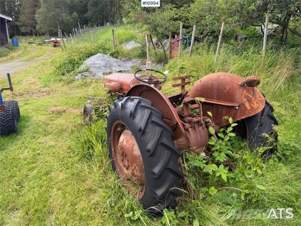Massey Ferguson TE 20 rep objekt Tractors