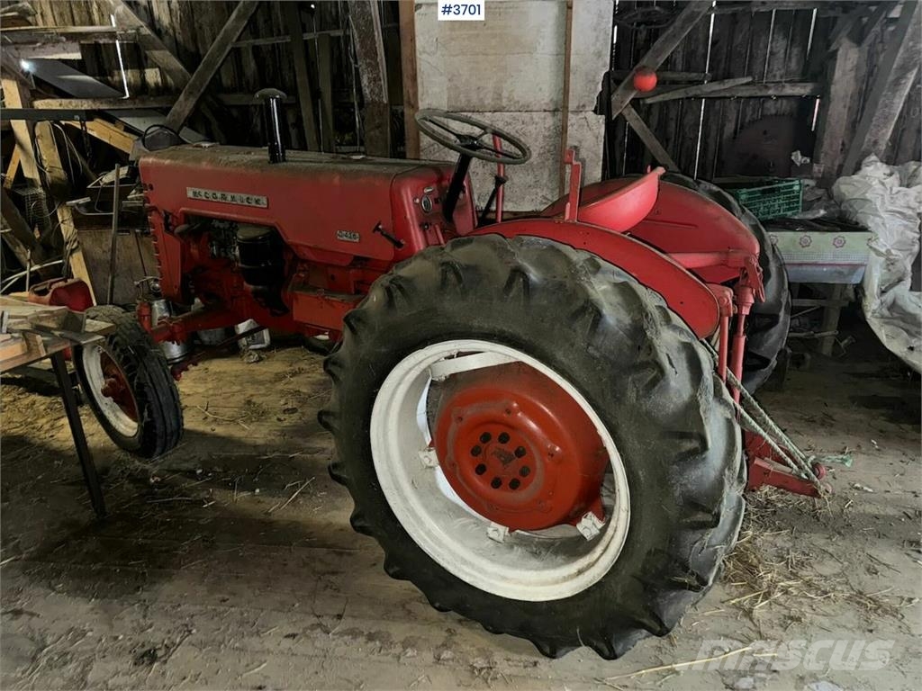McCormick D-436 Traktorer
