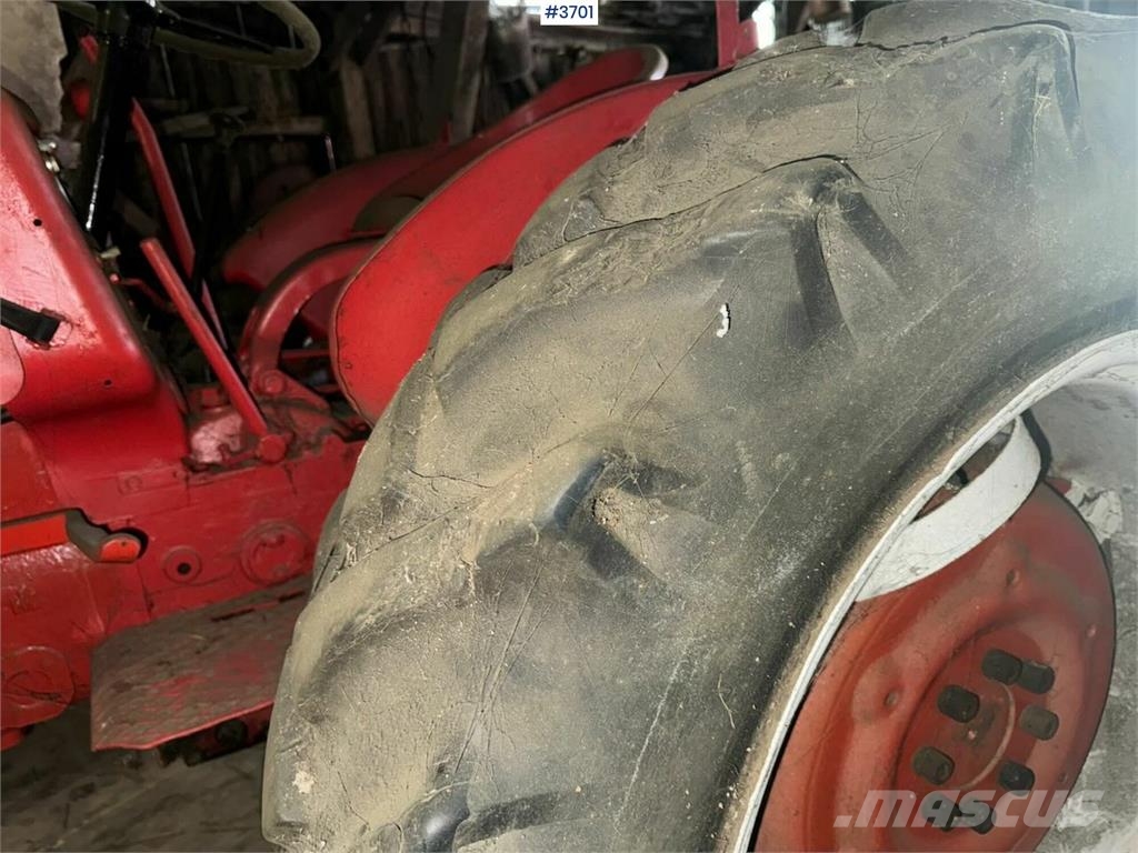 McCormick D-436 Traktorer