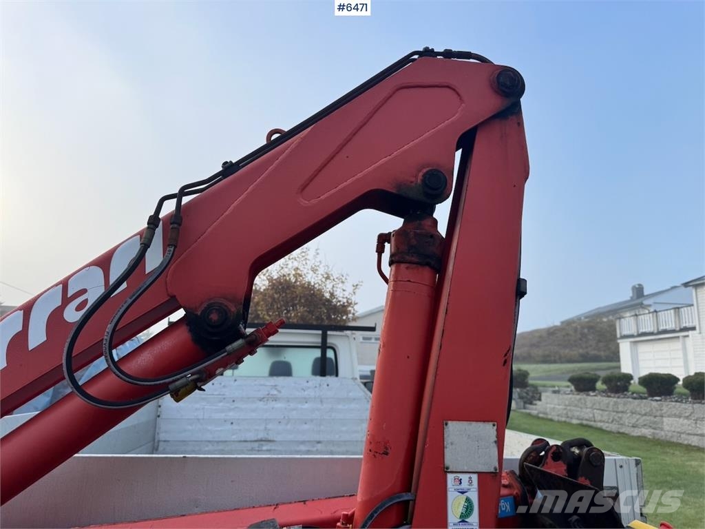 Mercedes-Benz 412D Planbil m/ Bakmontert kran. Otros camiones
