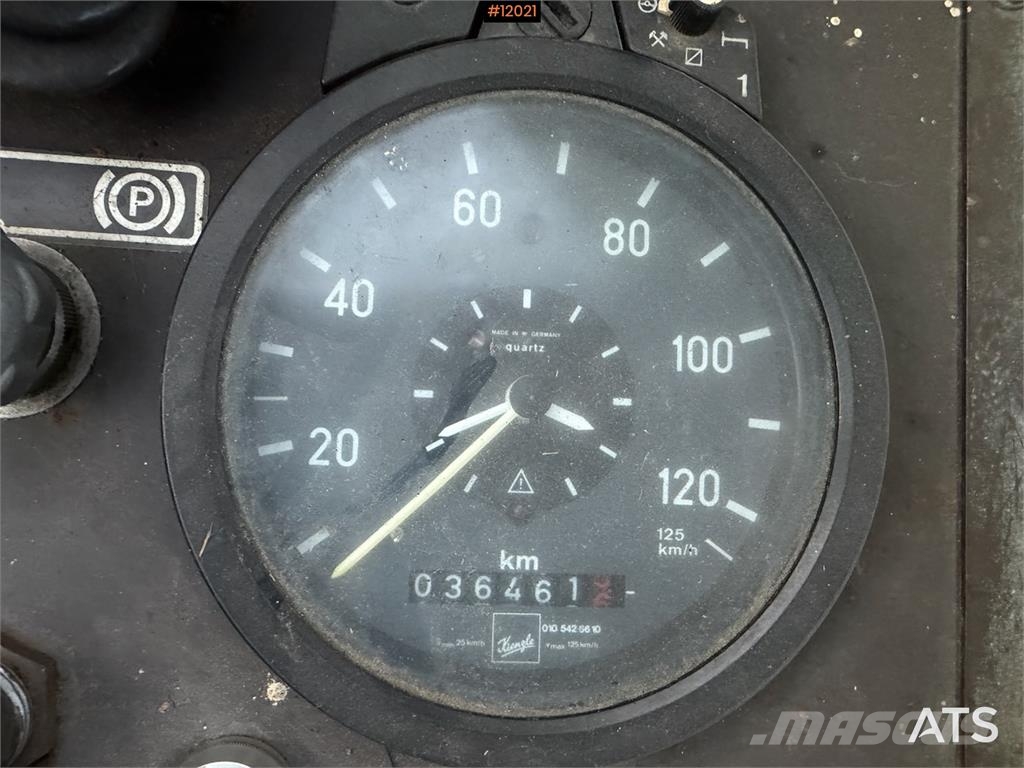 Mercedes-Benz MB 700 Traktorid