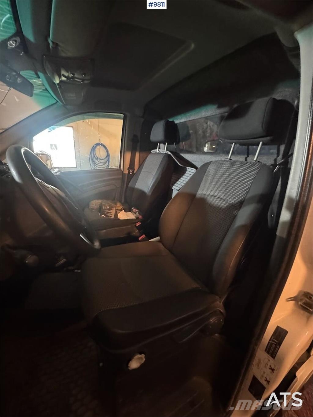 Mercedes-Benz Vito شاحنة مقفلة