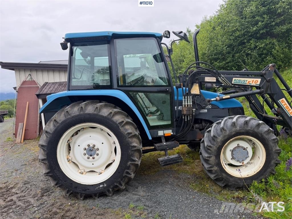 New Holland 5635 4x4 Tractors