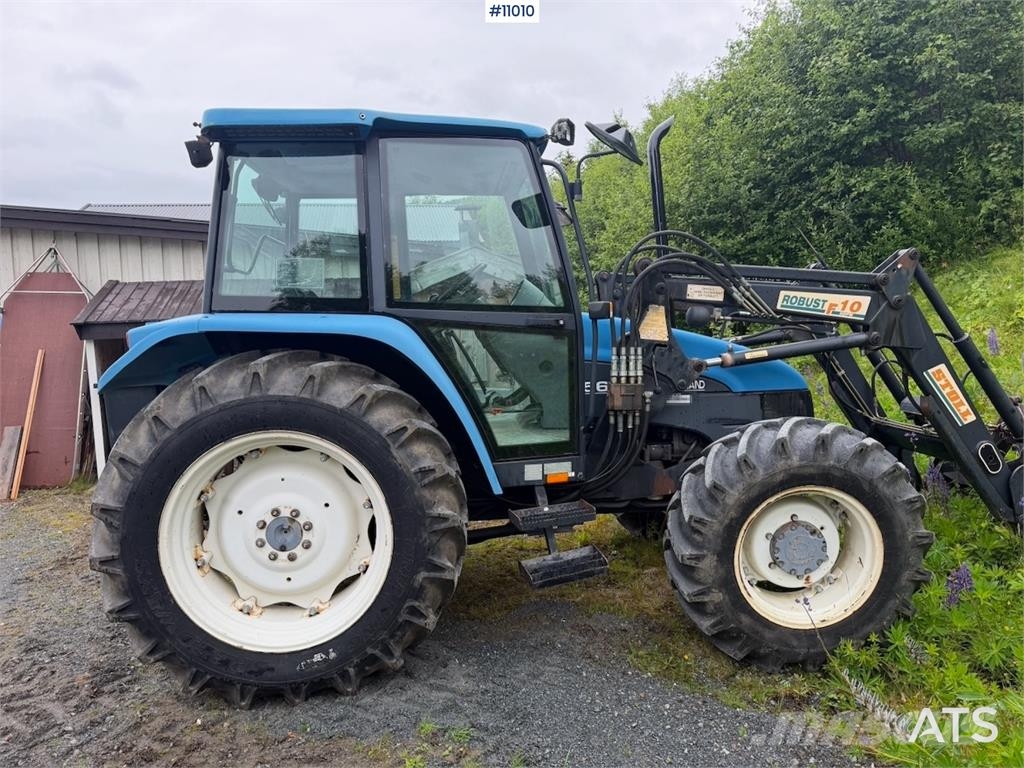New Holland 5635 4x4 Tractors