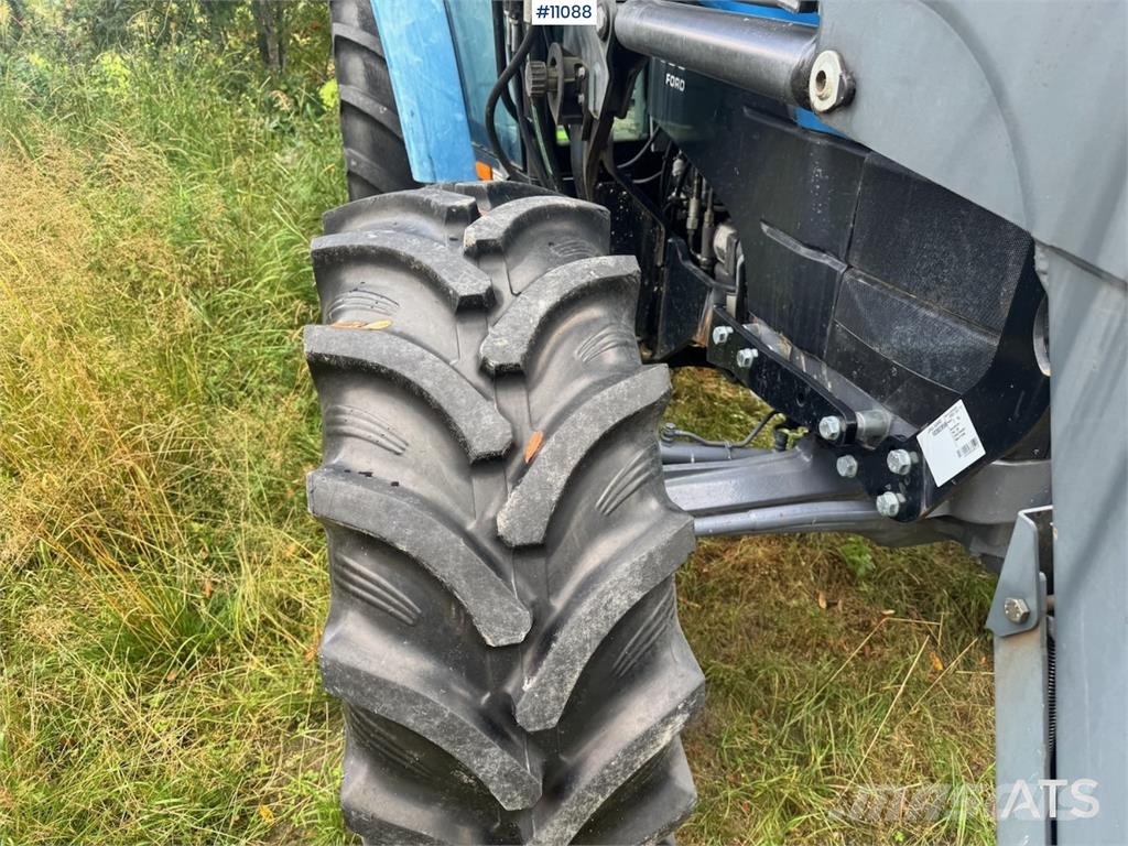 New Holland 7635 Traktorer