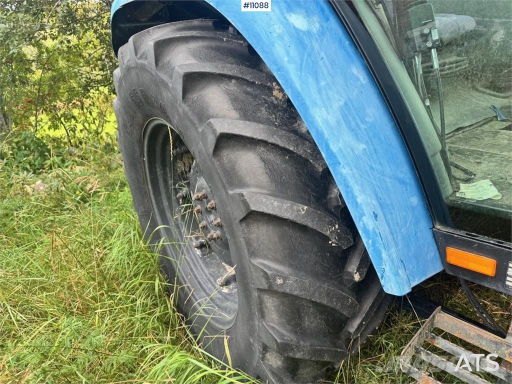 New Holland 7635 Traktorer