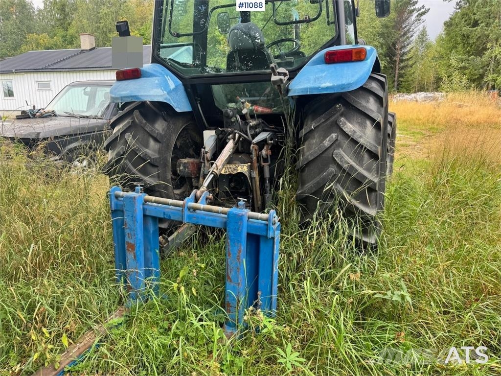 New Holland 7635 Traktorer
