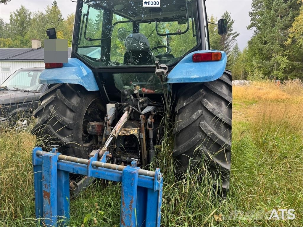 New Holland 7635 Traktorer