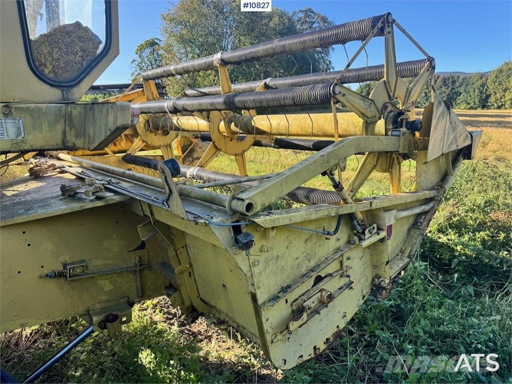 New Holland Clayson 1520 Combine harvesters