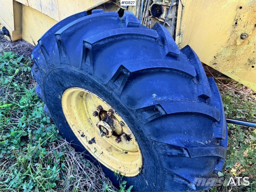 New Holland Clayson 1520 Combine harvesters