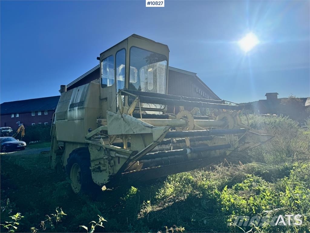 New Holland Clayson 1520 Combine harvesters