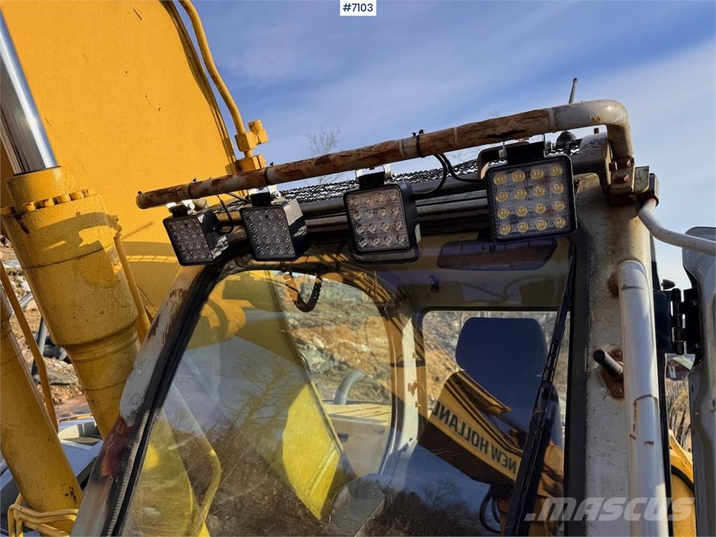 New Holland E235SR-1ES Telakaivukoneet