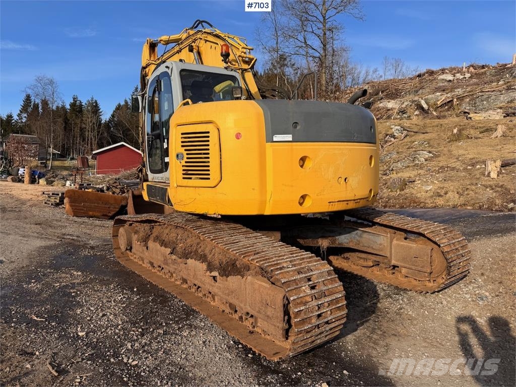 New Holland E235SR-1ES Telakaivukoneet