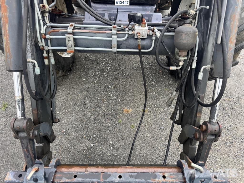 New Holland Ford 8160 トラクター