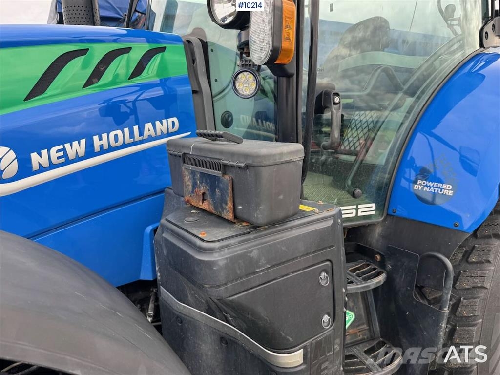 New Holland T6.180 トラクター