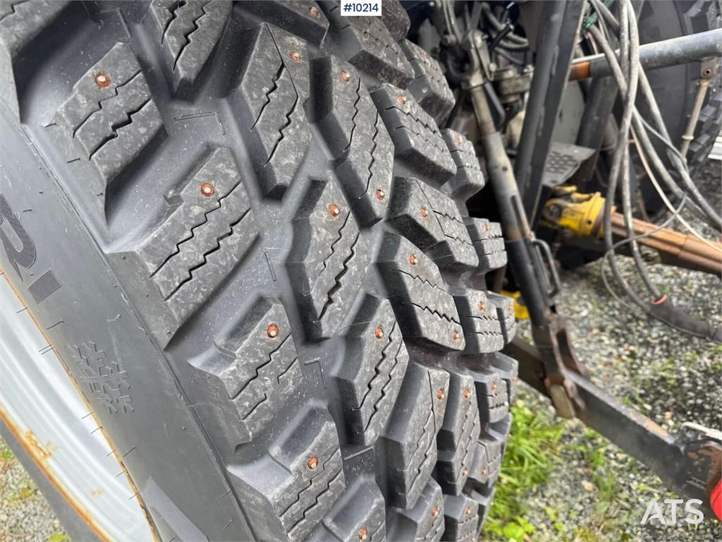 New Holland T6.180 トラクター