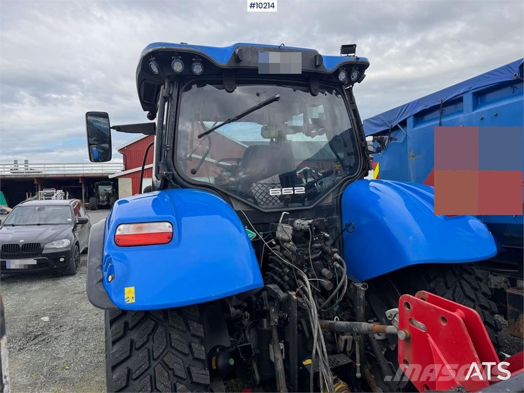 New Holland T6.180 トラクター