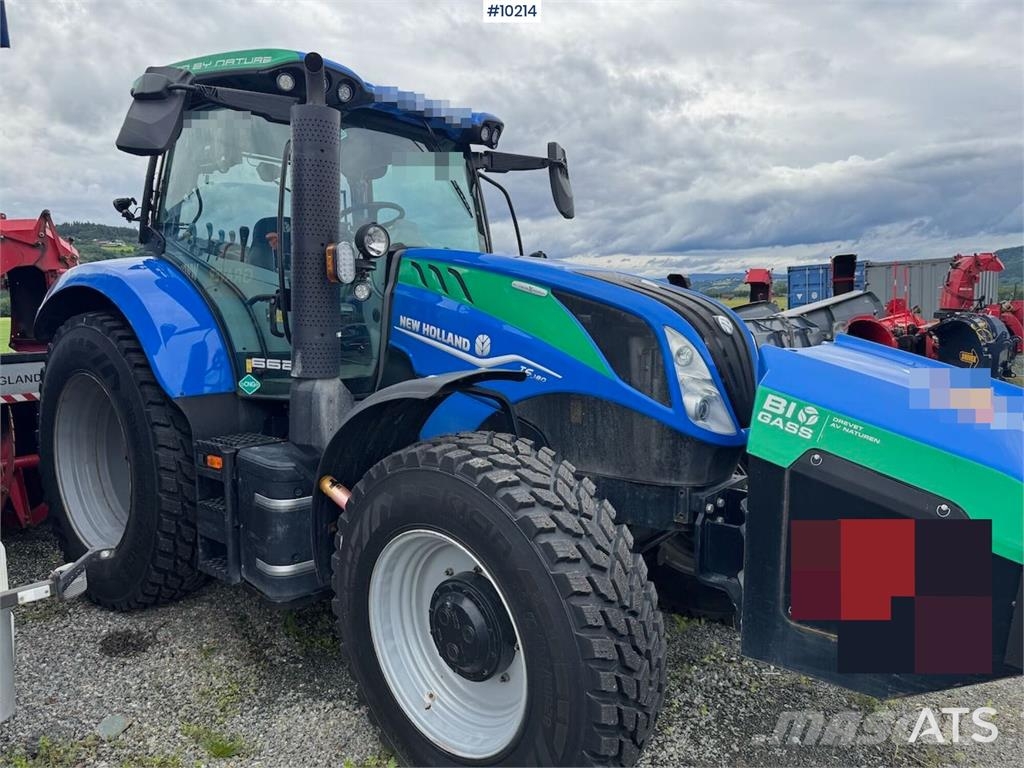 New Holland T6.180 トラクター